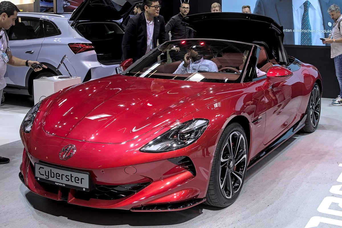 MG Cyberster 77 kWh
