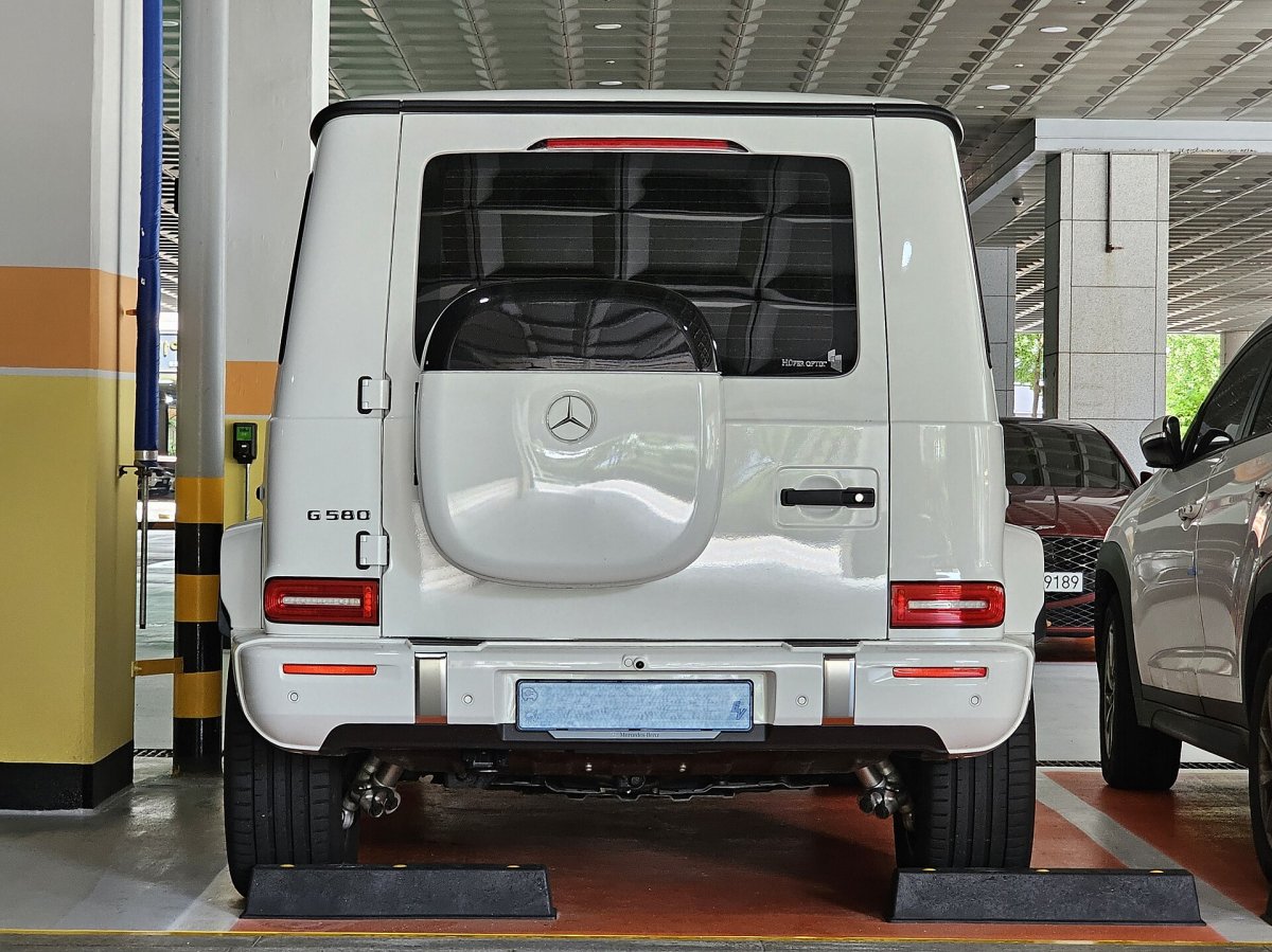 Mercedes-Benz G 580 with EQ Technology 116 kWh — 2