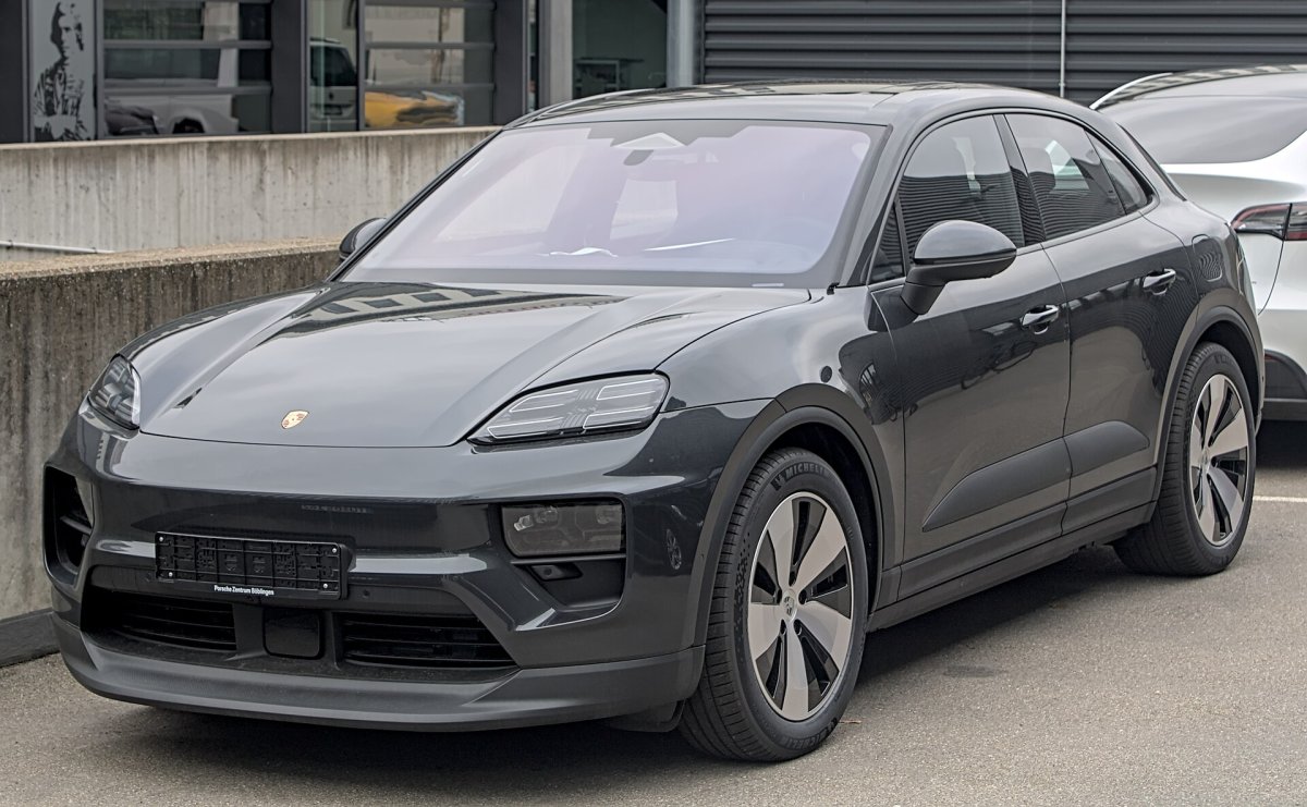 Porsche Macan Electric 100 kWh 4
