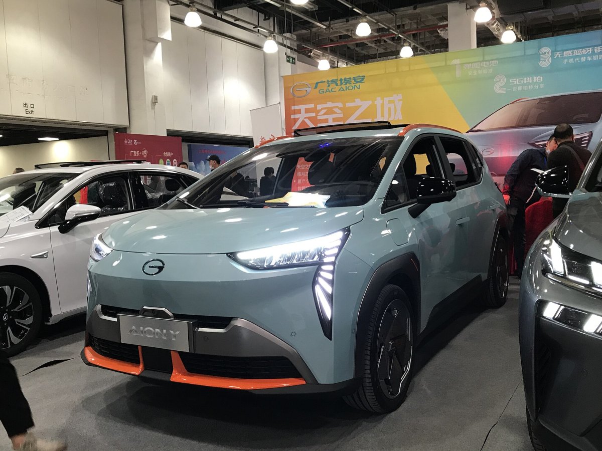 Aion Y Y 63 kWh — 3