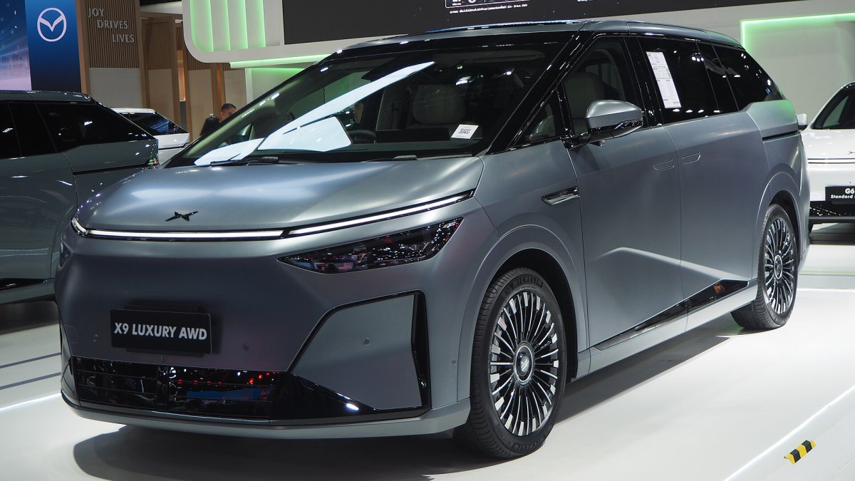 Xpeng X9 110 kWh AWD Performance
