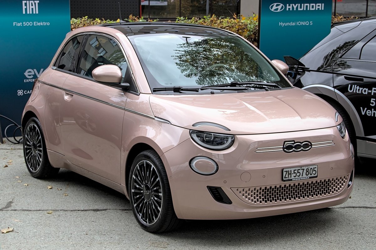 Fiat 500e 500e Hatchback 42 kWh
