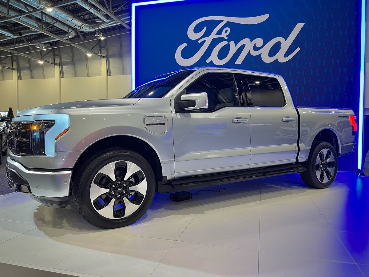 Ford F-150 Lightning Extended Range 131 kWh