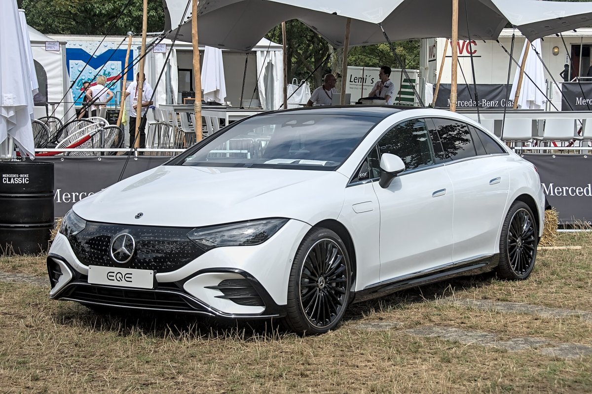 Mercedes-Benz EQE EQE 350 90.6 kWh