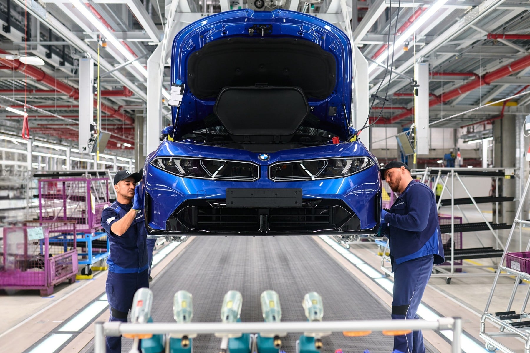 BMW i3: Start of Serial Production of Neue Klasse Electric Sedan in Munich